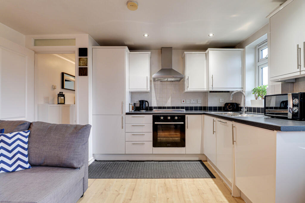 Additional image 4 of Cedar Court, St Albans, AL4