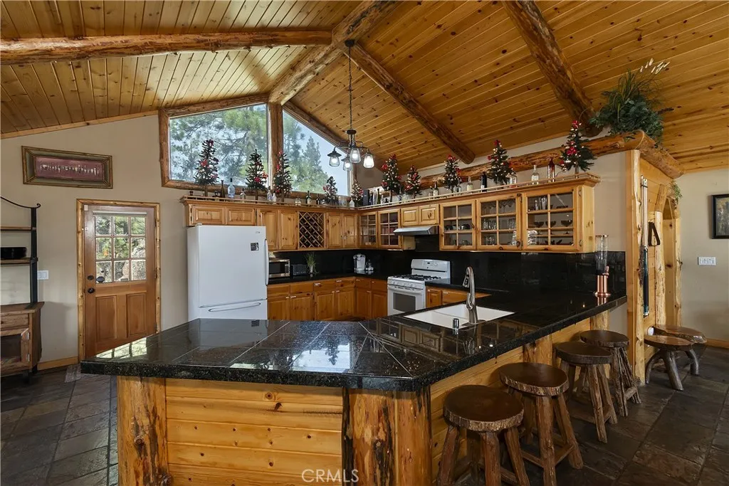 Additional image 67 of 340 Stoney Creek Rd, Big Bear Lake, CA 92315