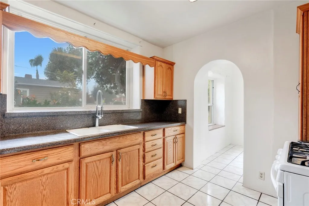 Additional image 23 of 815 W Yosemite Ave, Madera, CA 93637