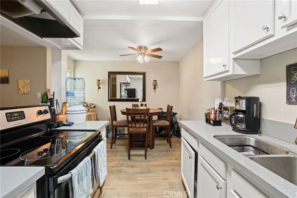 Additional image 54 of 1030 W Macarthur Boulevard Unit 95, Santa Ana, CA 92707