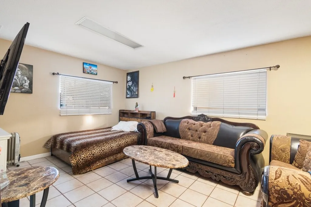 Additional image 10 of 41931 Thornton Ave, Hemet, CA 92544