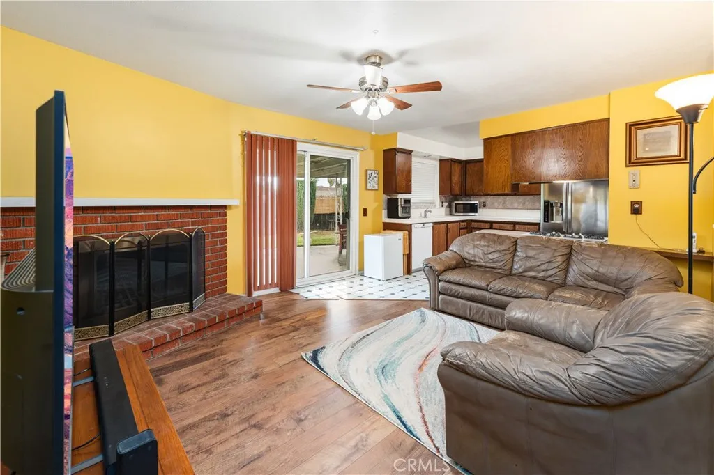 Additional image 8 of 885 E Home St, Rialto, CA 92376