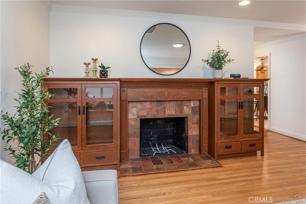 Additional image 23 of 842 Cornell Dr, Burbank, CA 91504