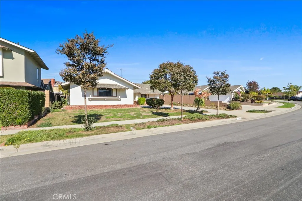 Additional image 3 of 2541 Summershade Dr, La Habra, CA 90631