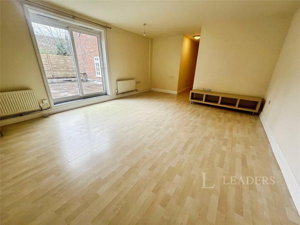 Additional image 2 of High Street, Markyate, St. Albans