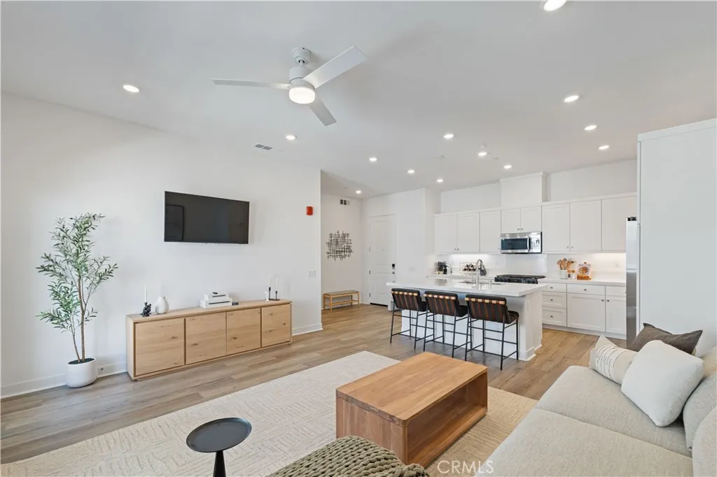 Additional image 55 of 27227 Diamond Peak Lane Unit 301, Valencia, CA 91381