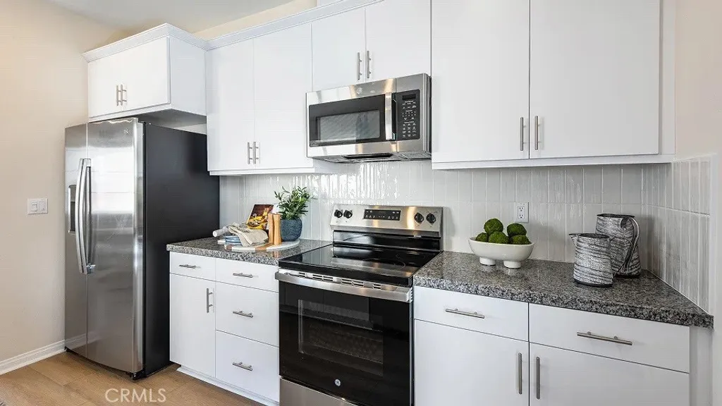 Additional image 5 of 1684 Phantom Lane, Rialto, CA 92376