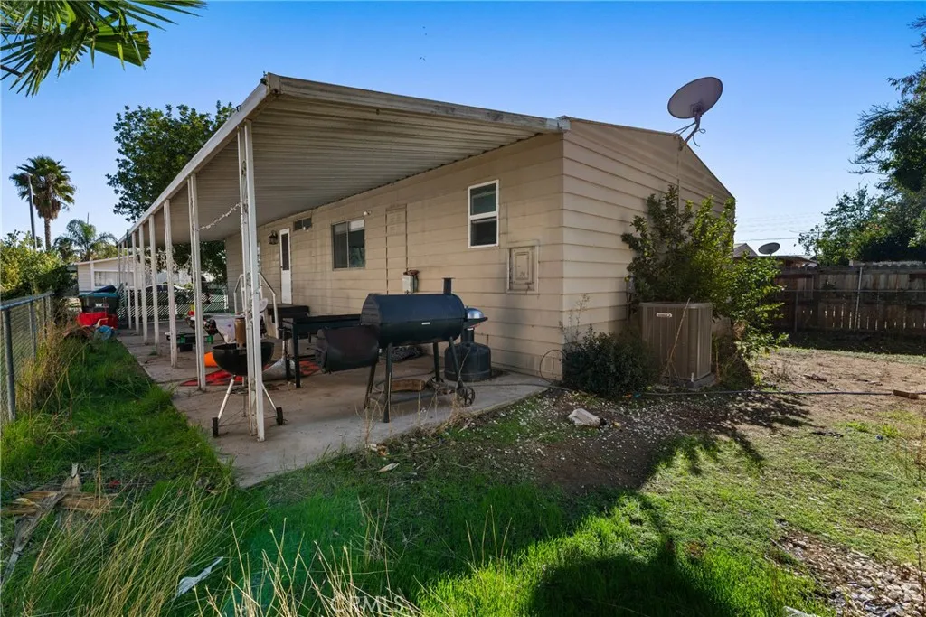 Additional image 4 of 14939 Vinehill St, Moreno Valley, CA 92553