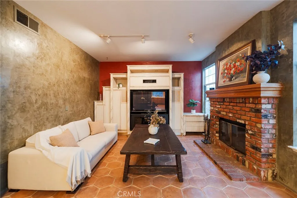 Additional image 13 of 7520 W 82nd St, Playa Del Rey, CA 90293