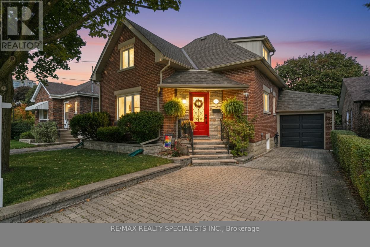 Property image for 46 ELIZABETH STREET S|Brampton (Downtown Brampton), Ontario L6Y1R1