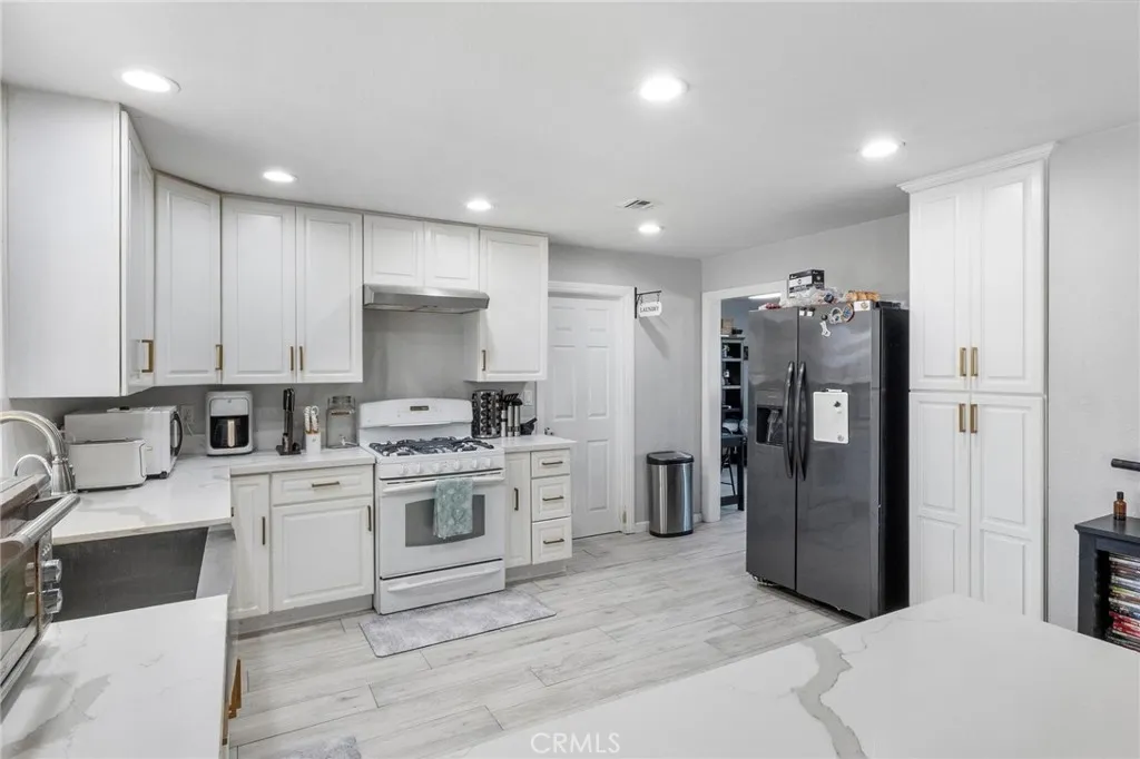 Additional image 50 of 1929 E Oakland Ave, Hemet, CA 92544