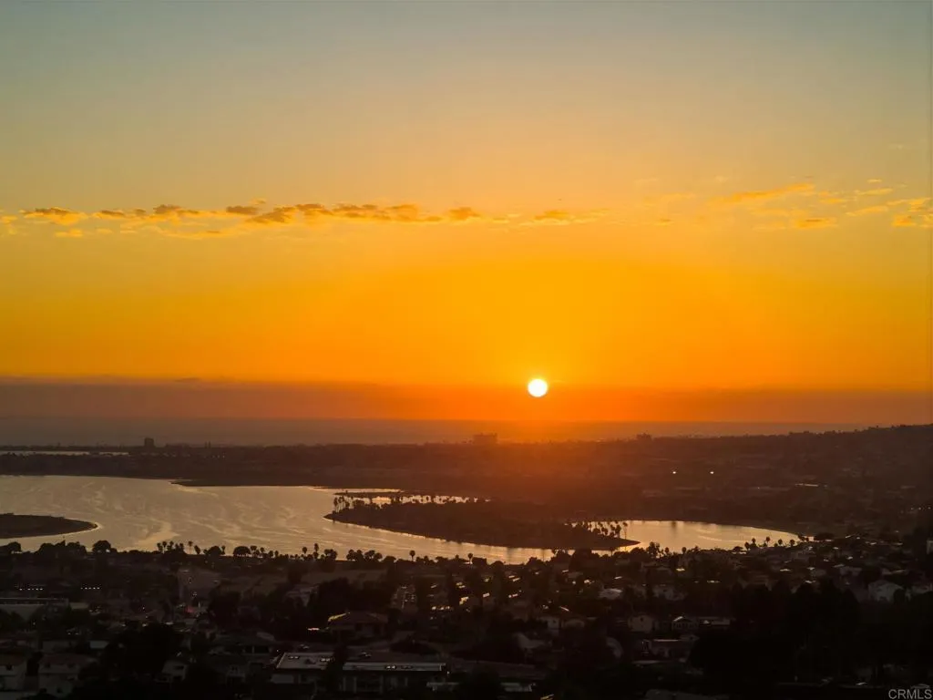 Additional image 4 of 2851 Grandview Street, San Diego, CA 92110