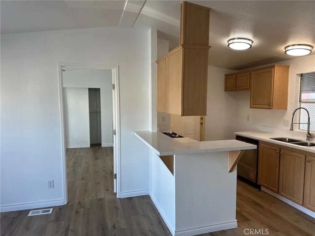 Additional image 8 of 9861 Mission Unit 14, Riverside, CA 92509