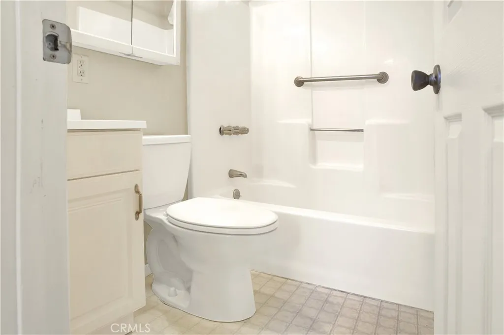 Additional image 30 of 421 Saint Cloud Cir, Big Bear City, CA 92314