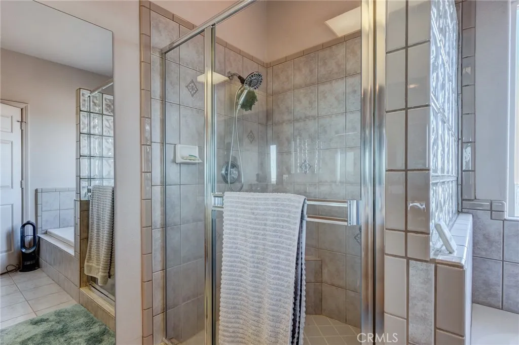 Additional image 37 of 8605 Cantel Court, Oak Hills, CA 92344