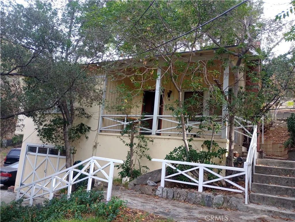 Additional image 2 of 7916 Glenties Lane, Sunland, CA 91040