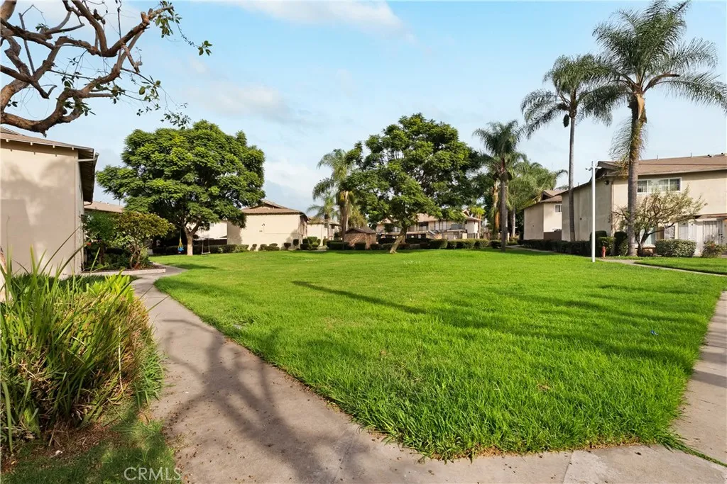 Additional image 54 of 1602 N King Street Unit J1, Santa Ana, CA 92706