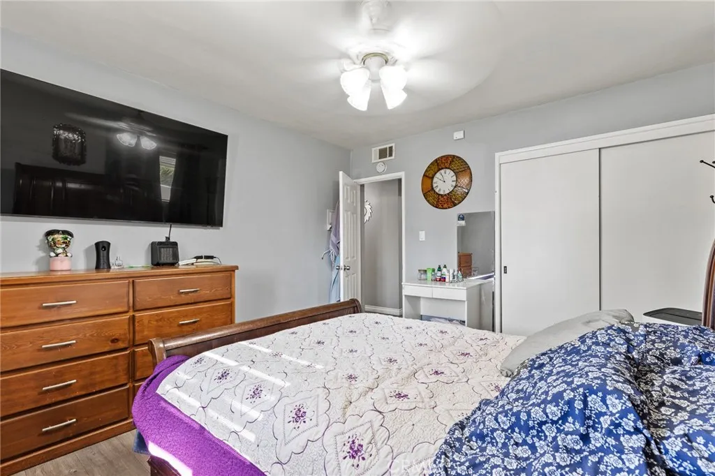 Additional image 18 of 340 E Shamrock St, Rialto, CA 92376