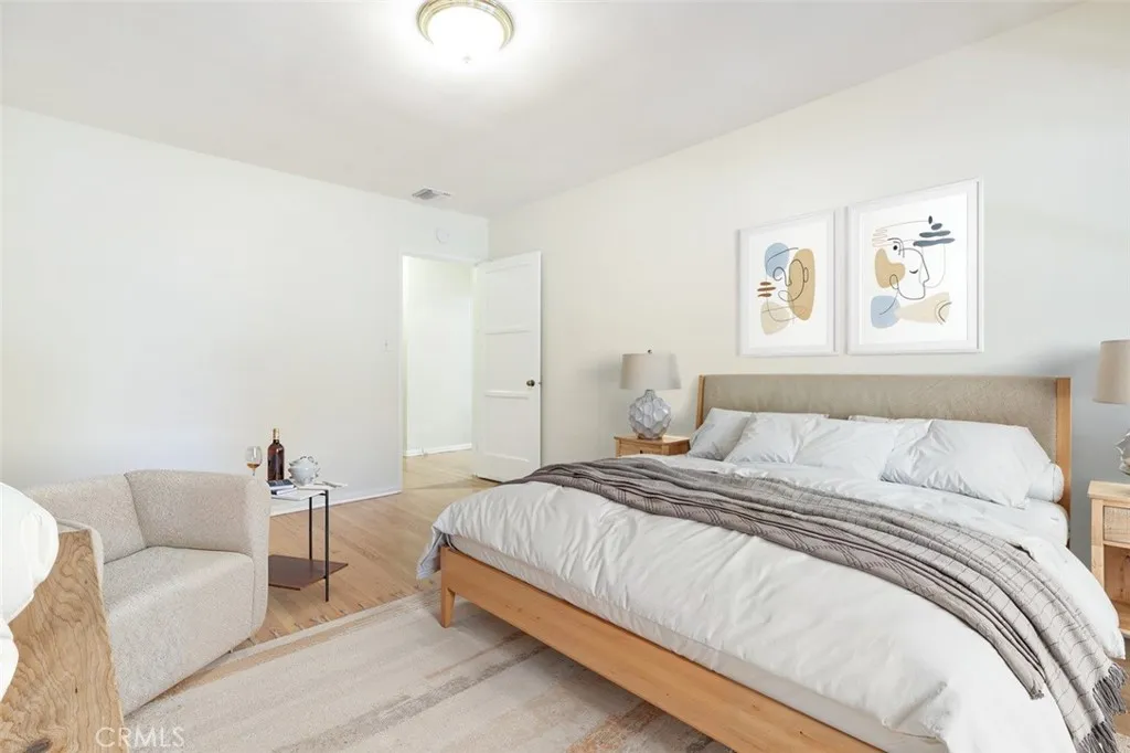 Additional image 25 of 14719 Wyandotte Street, Van Nuys, CA 91405