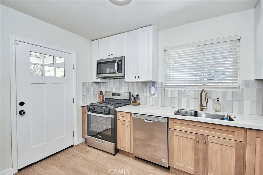 Additional image 25 of 606 E De Anza Circle E, Ontario, CA 91761