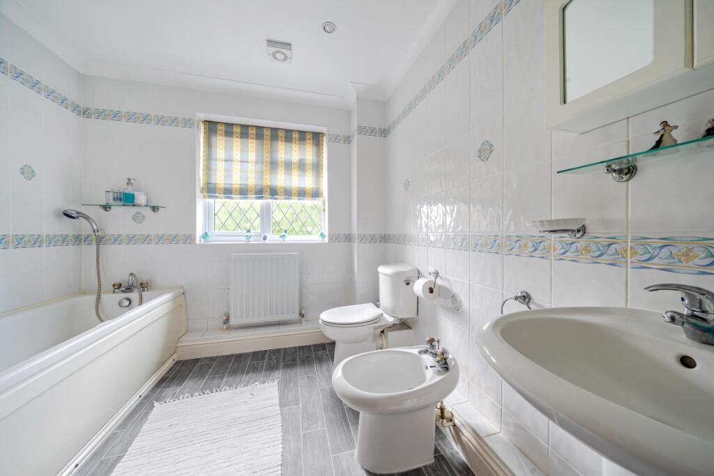 Additional image 10 of Oaklea Welwyn AL6