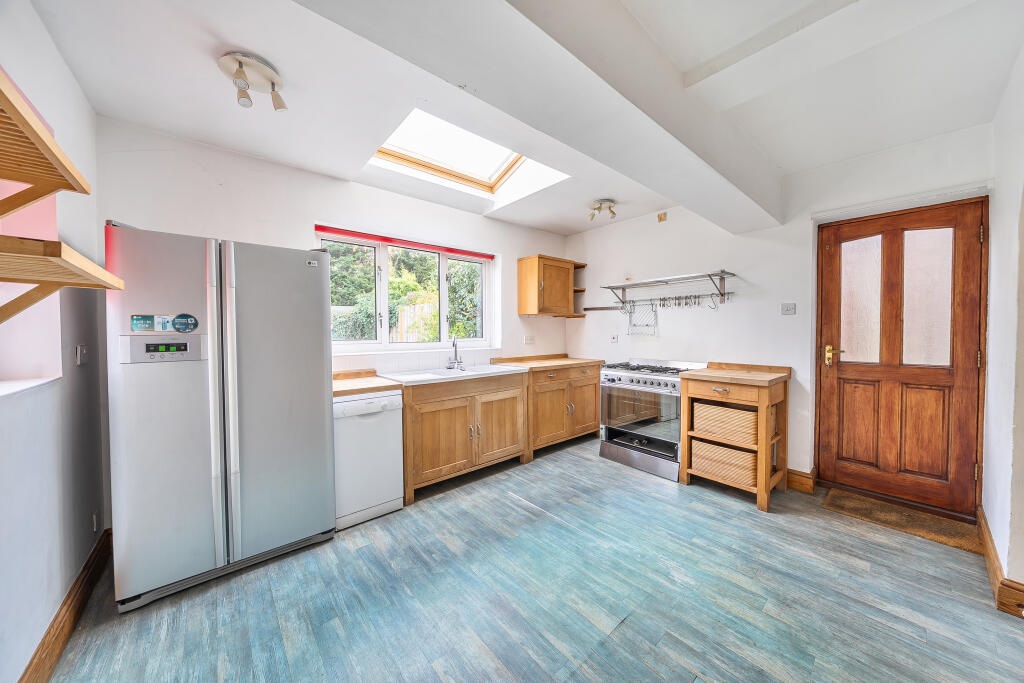 Additional image 19 of The Close, Harpenden, AL5