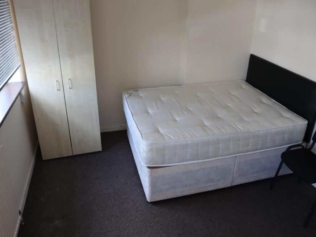 Additional image 6 of Furzen Crescent, Hatfield, Hertfordshire