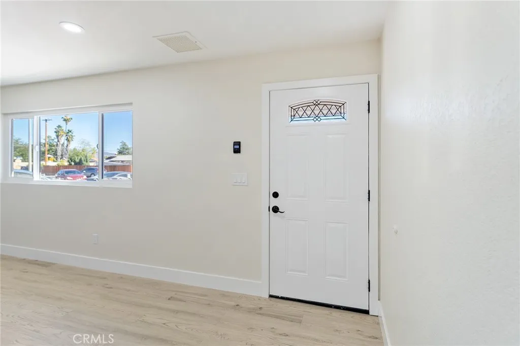 Additional image 12 of 717 Carol Way, Hemet, CA 92543