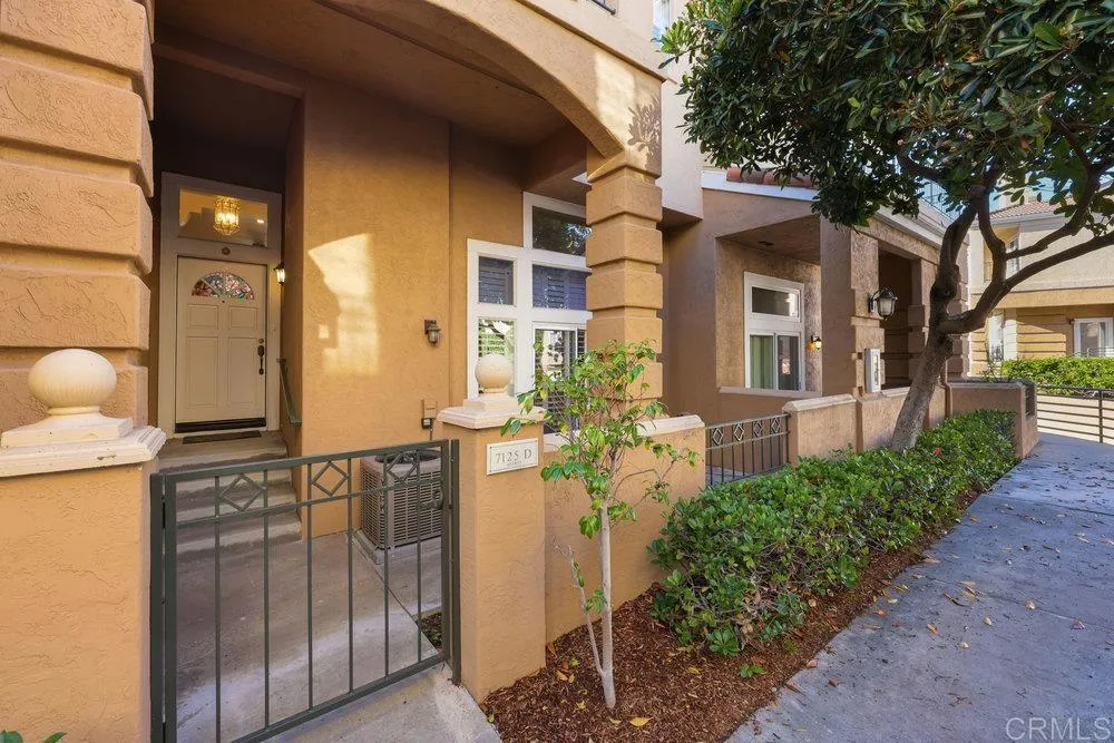 Additional image 48 of 7125 Calabria Court Unit D, San Diego, CA 92122