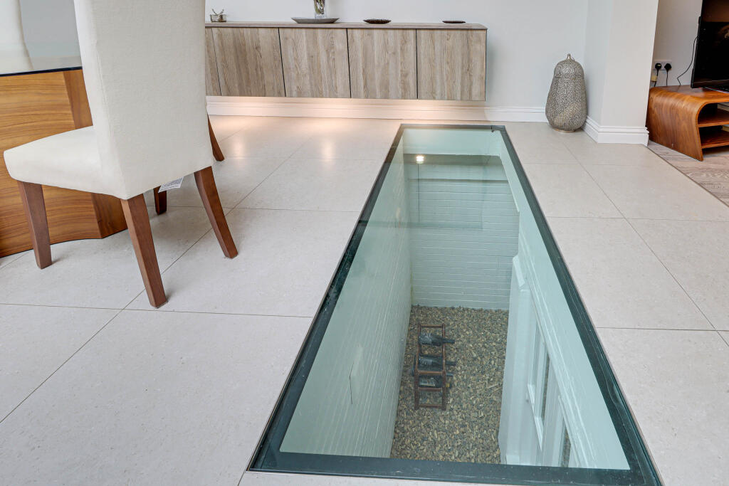 Additional image 9 of West Way, Harpenden, AL5