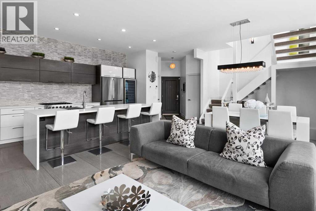 Property image for 3, 408 13 Street NW|Calgary, Alberta T2N1Z2