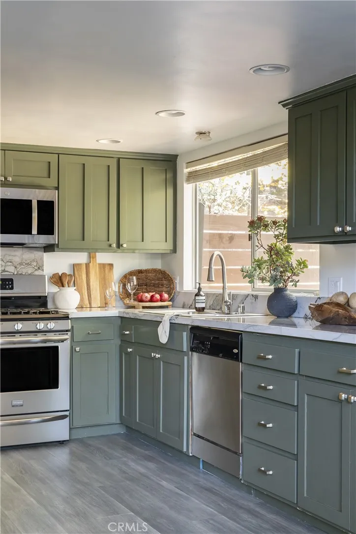 Additional image 28 of 572 Brentwood Dr, Lake Arrowhead, CA 92352