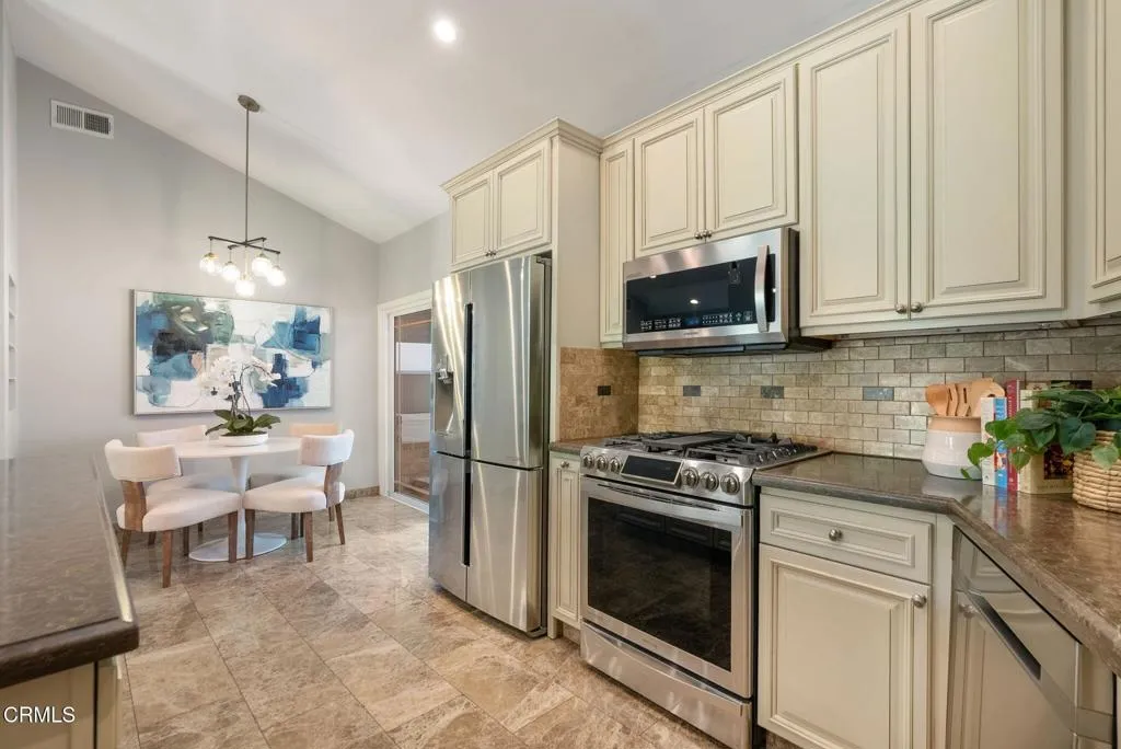 Additional image 42 of 1544 La Loma Road, Pasadena, CA 91105