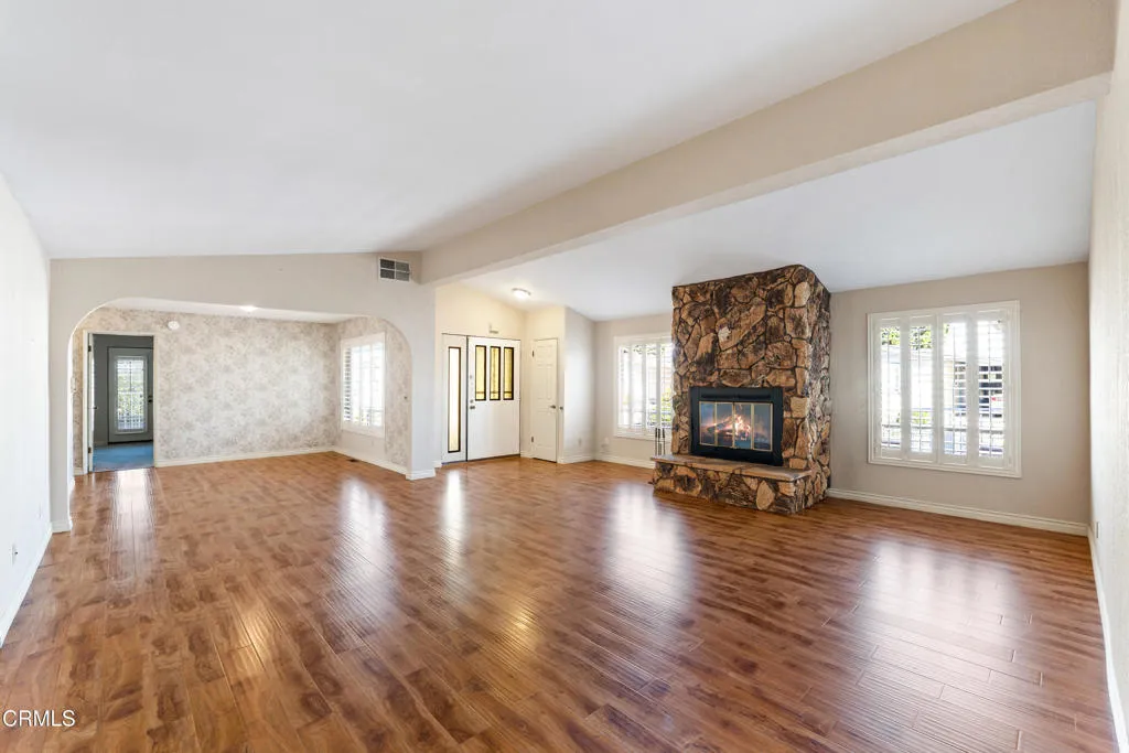 Additional image 11 of 75 Poinsettia Gardens Drive, Ventura, CA 93004