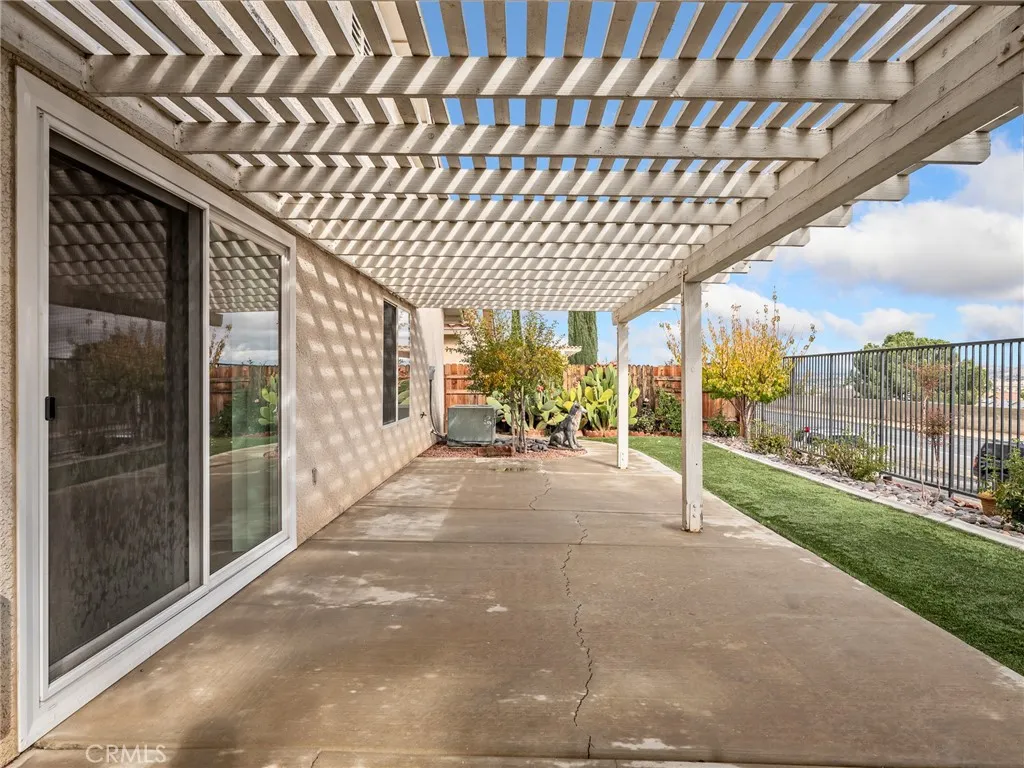 Additional image 49 of 13477 Lakeside Dr, Victorville, CA 92395