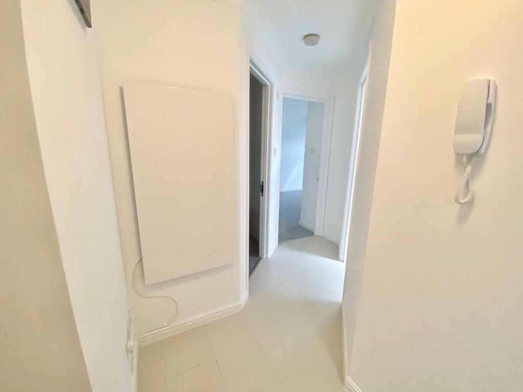 Additional image 10 of Oakwood Road, Bricket Wood, ST. ALBANS