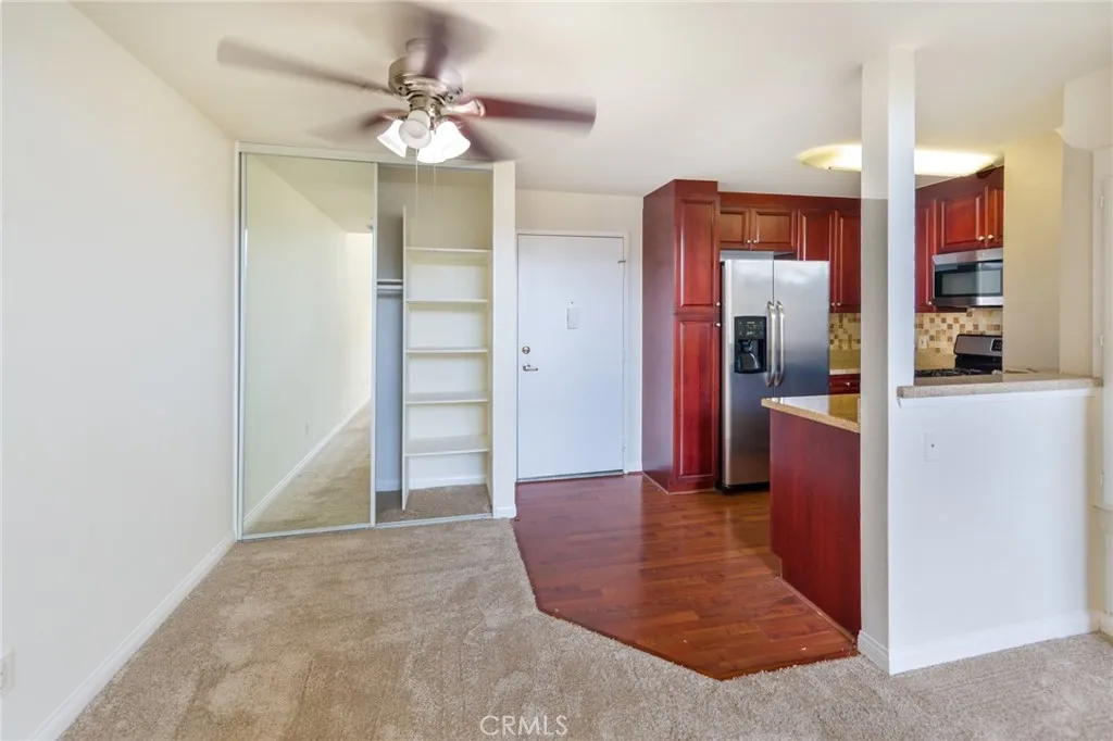Additional image 4 of 5545 Canoga Avenue Unit 320, Woodland Hills, CA 91367