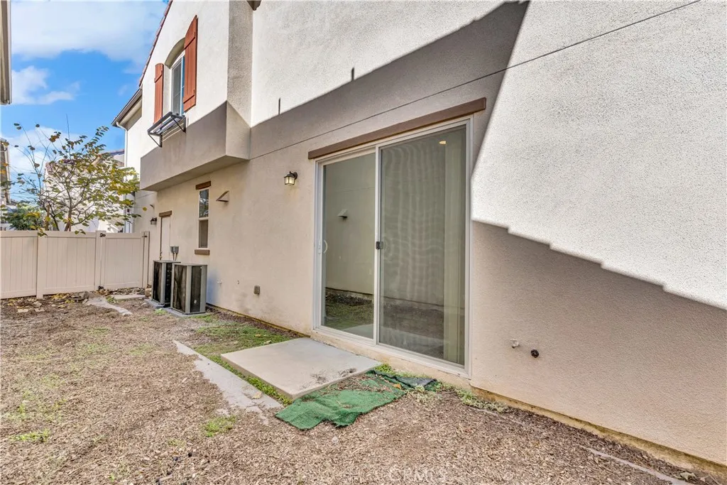 Property image for 687 S Fillmore Ave, Rialto, CA 92376