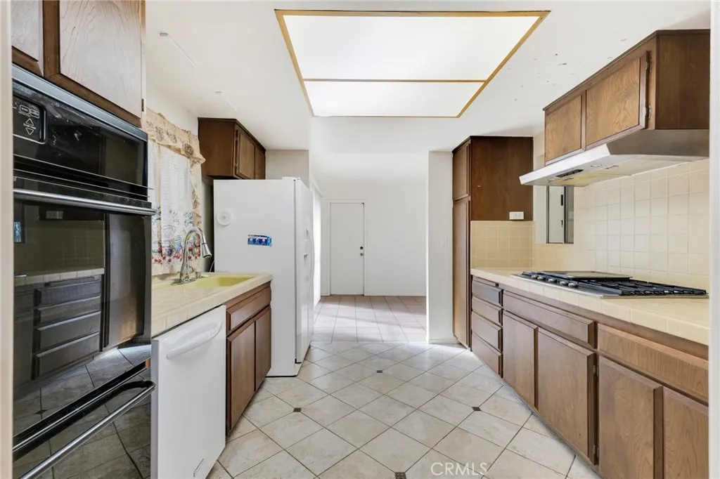 Additional image 8 of 3220 California Ave, Signal Hill, CA 90755