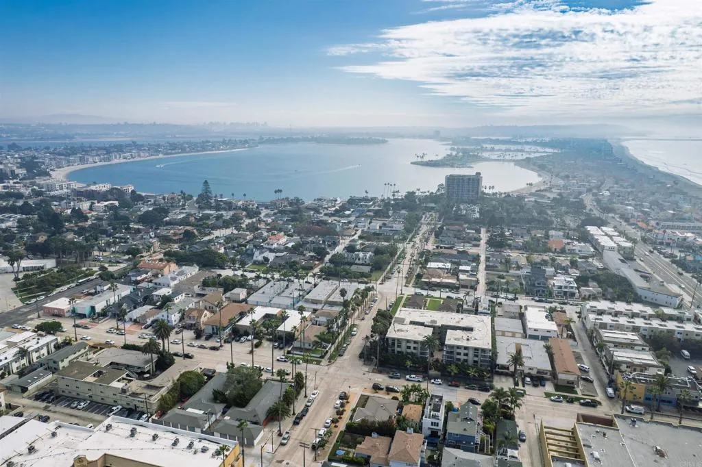 Additional image 49 of 876 Thomas Avenue, San Diego, CA 92109