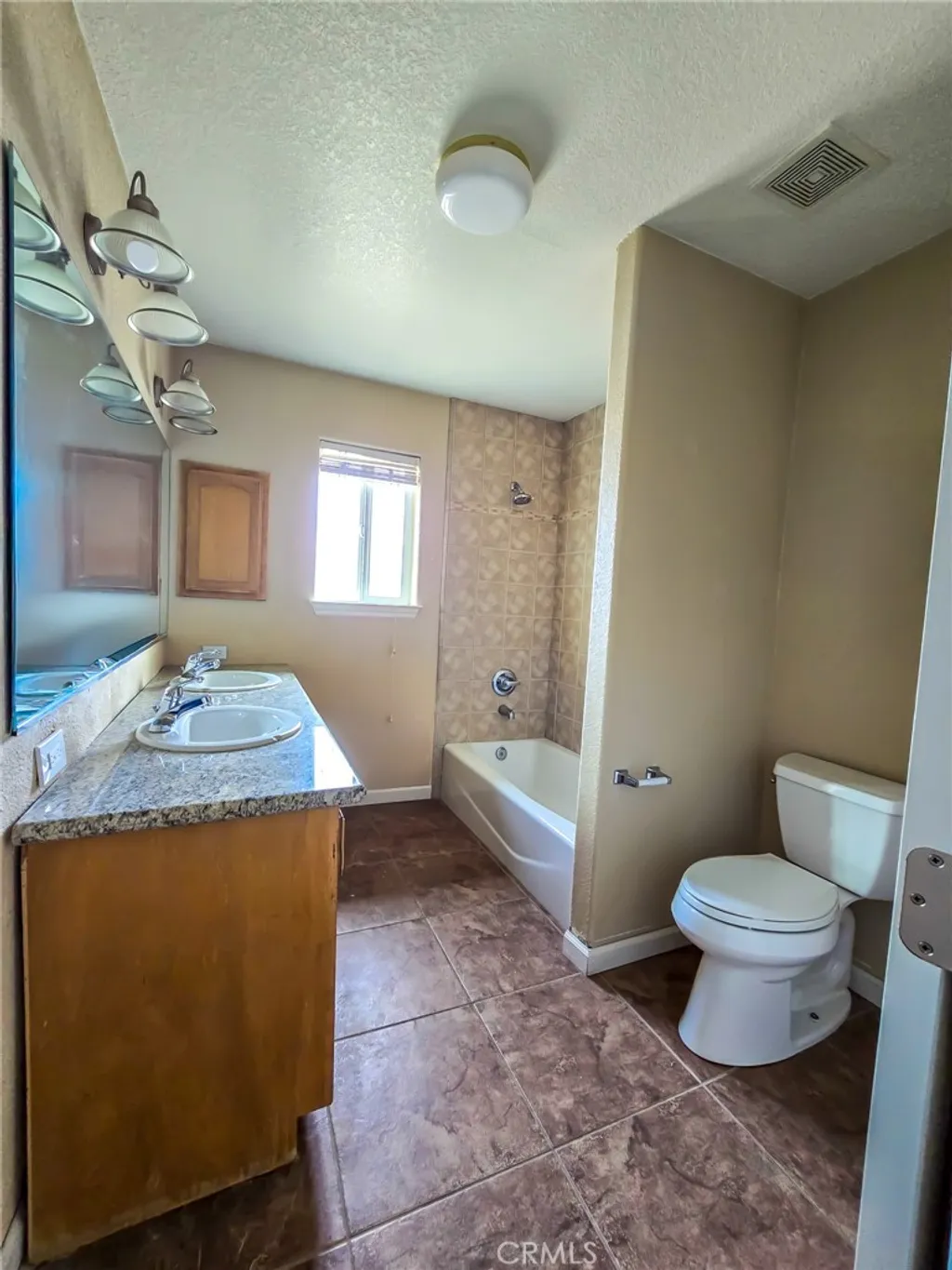 Additional image 24 of 10282 Farmington St, Oak Hills, CA 92344