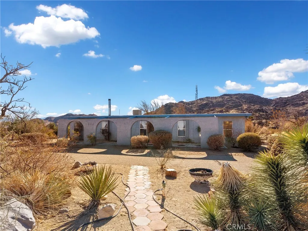 Additional image 2 of 29595 Cove Rd, Lucerne Valley, CA 92356