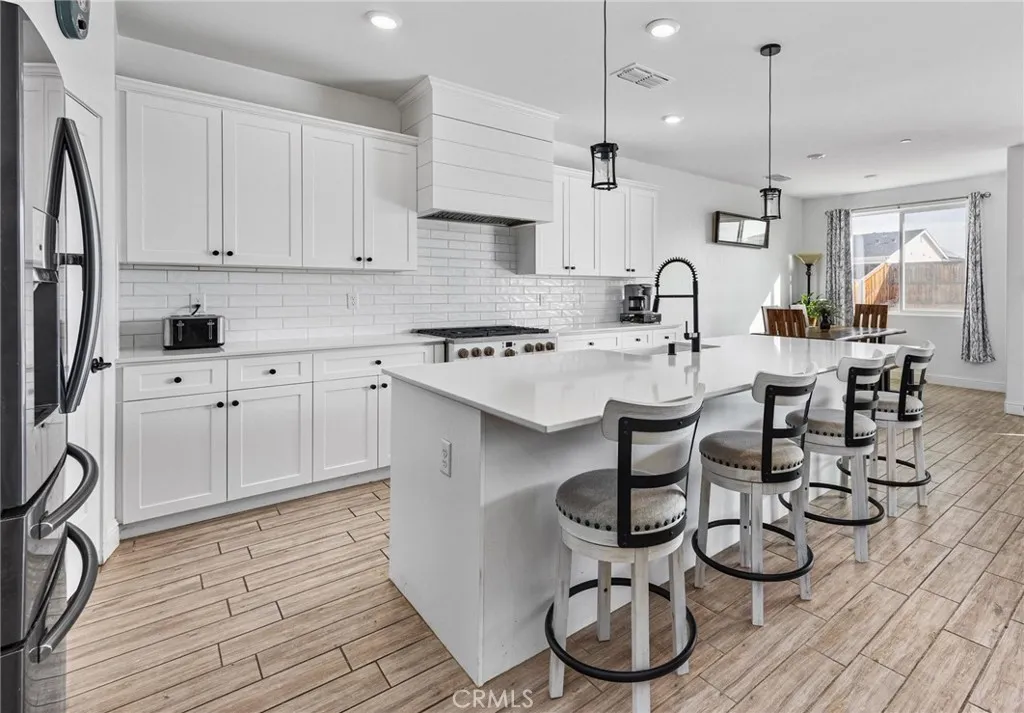 Additional image 2 of 3110 Plaza Pines Ln, Shafter, CA 93263