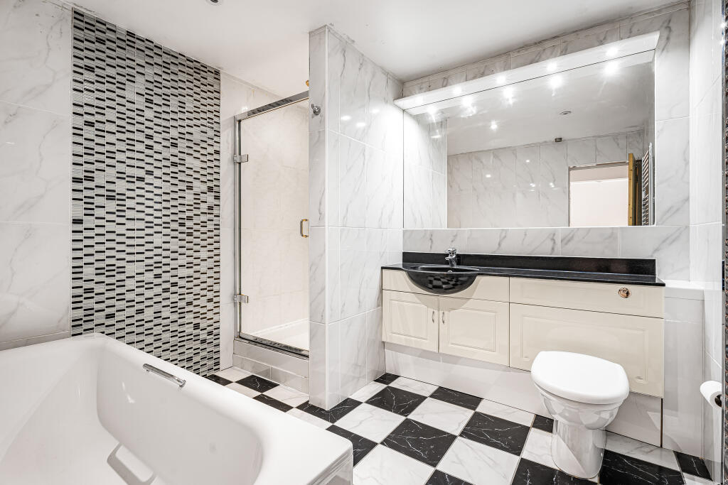 Additional image 25 of Mymms Drive, Brookmans Park, AL9