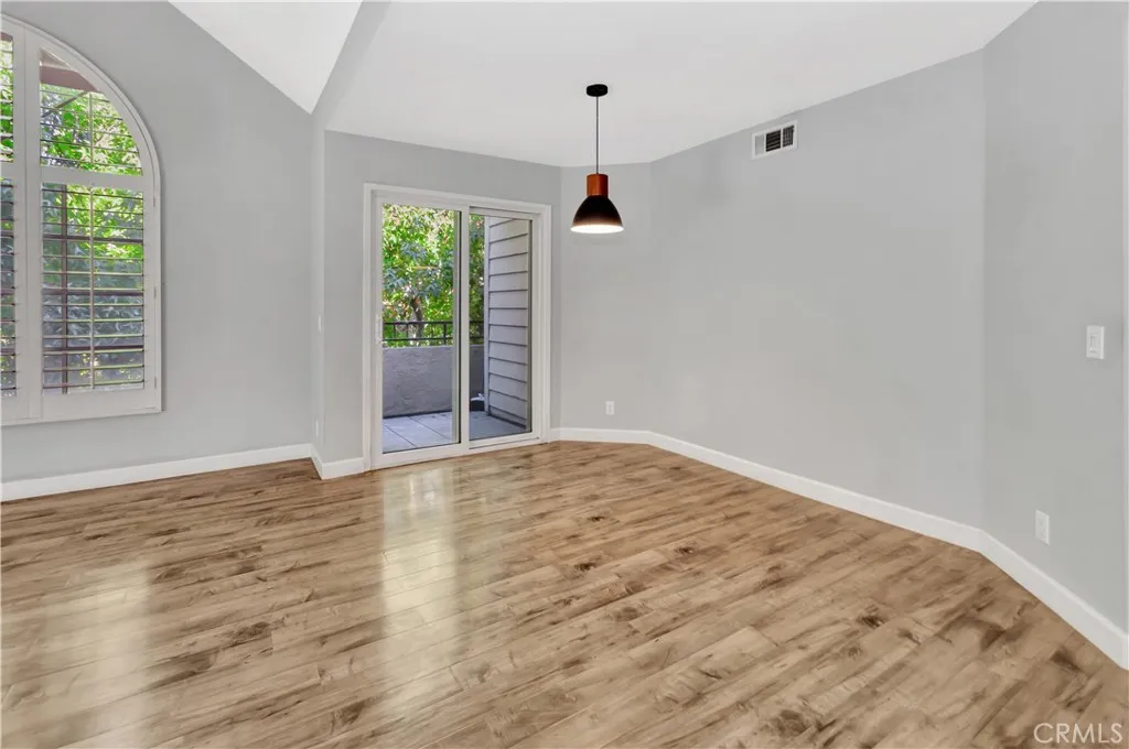 Additional image 10 of 645 Pacific Avenue Unit 315, Long Beach, CA 90802