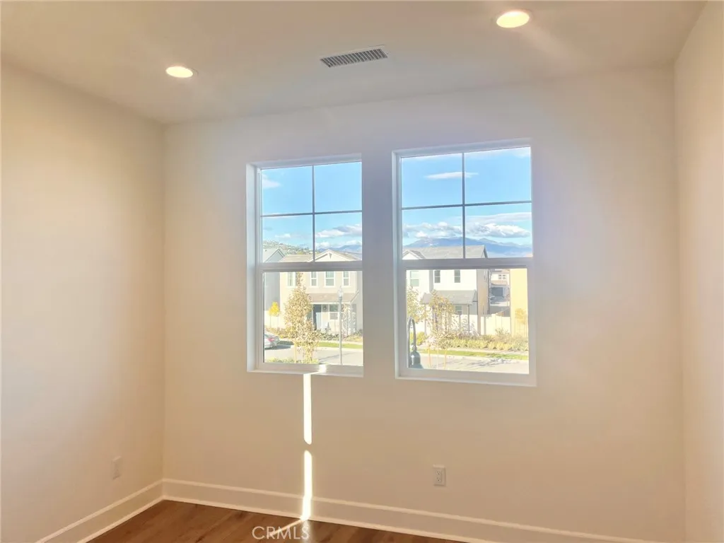 Additional image 12 of 337 S Nevada Avenue, Ventura, CA 93004