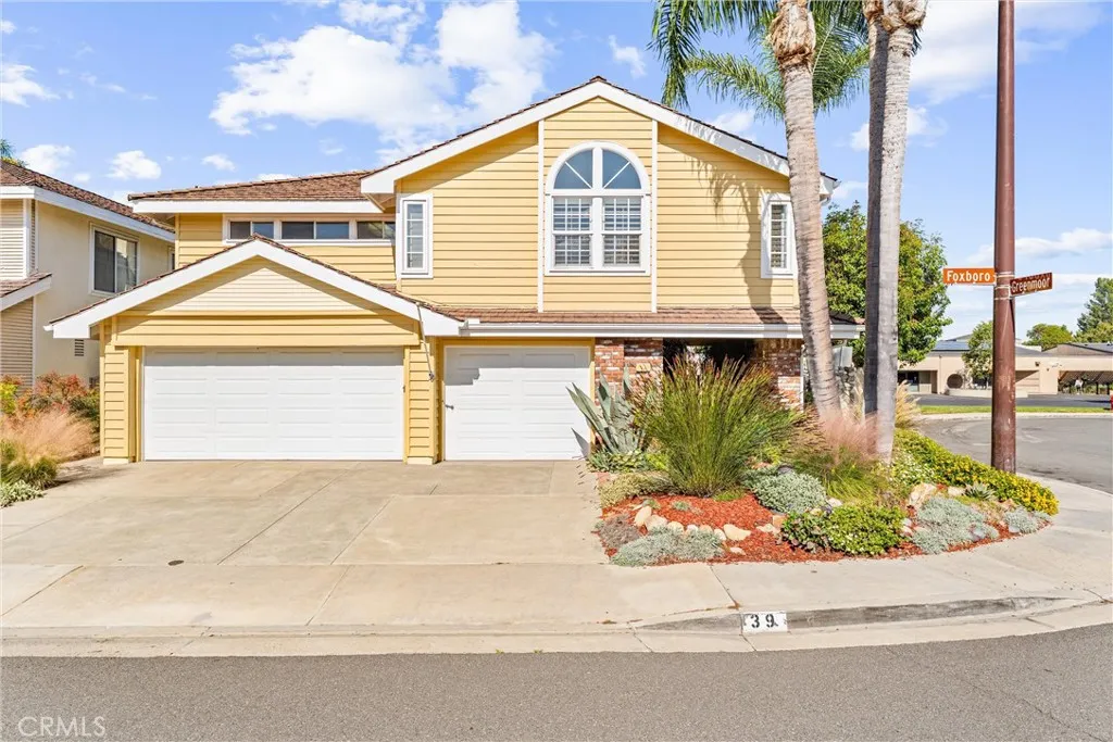 Additional image 2 of 39 Foxboro, Irvine, CA 92614