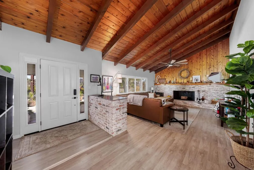 Additional image 5 of 1358 Sundale Road, El Cajon, CA 92019