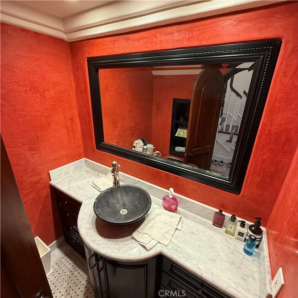 Additional image 7 of 25225 Avenida Dorena, Newhall, CA 91321