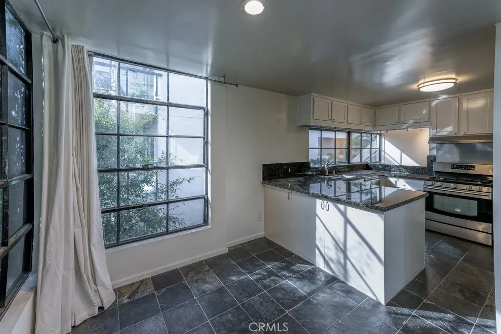 Additional image 37 of 11817 Texas Unit 1, Los Angeles, CA 90025